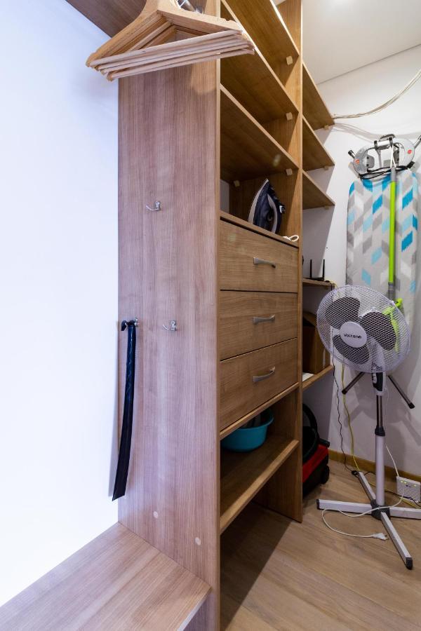 Cohost I Sunny Center Apt, Covered Parking, Balcony & Self Check-In カウナス エクステリア 写真